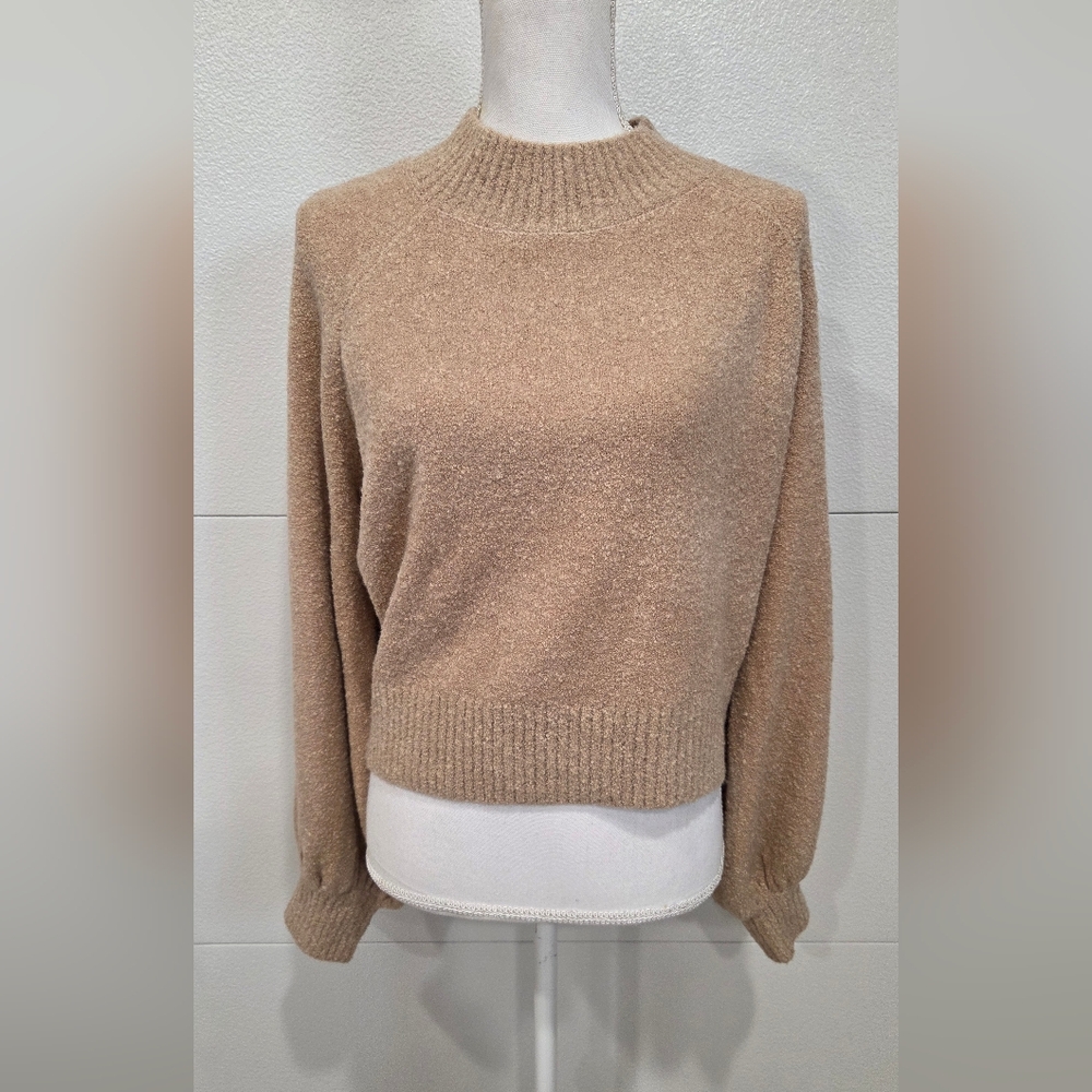 NWT VICI Women's Size Lg Mock Neck Wool Blend Balloon Sleeve Crop Sweater